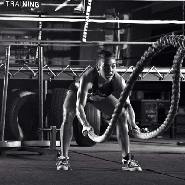 hiit-battle-ropes